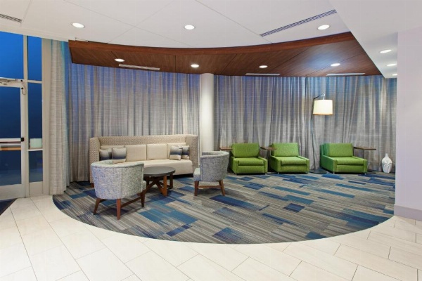 Holiday Inn Express West Los Angeles-Santa Monica, an IHG Hotel image 10