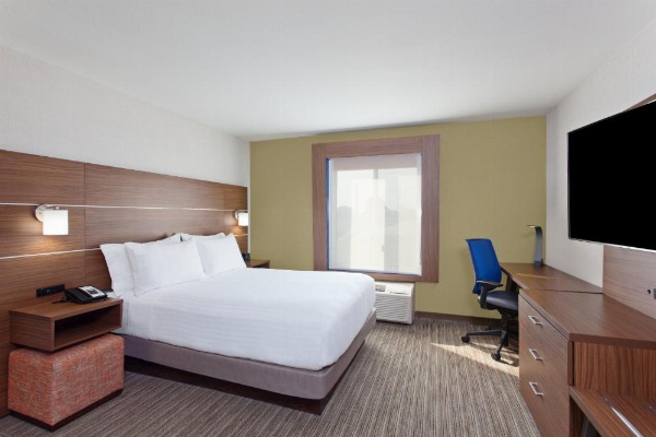 Holiday Inn Express West Los Angeles-Santa Monica, an IHG Hotel image 24