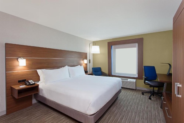 Holiday Inn Express West Los Angeles-Santa Monica, an IHG Hotel image 27